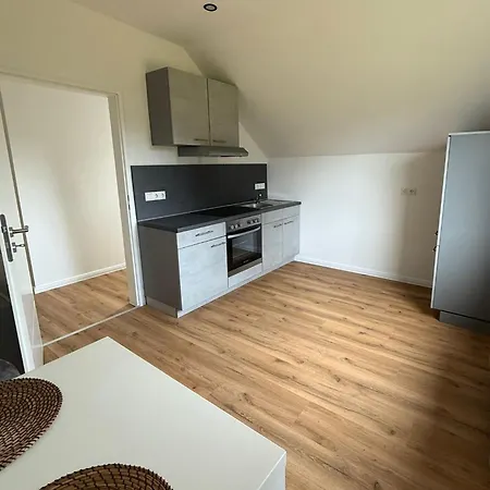 Oder Monteurwohnung 아파트 *